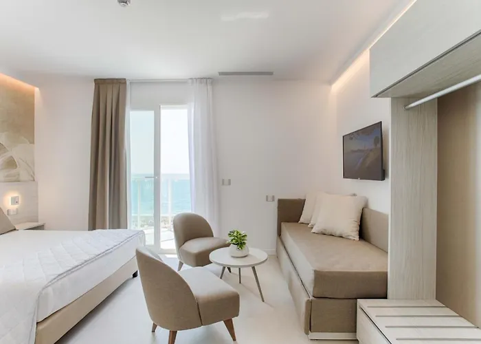 Mirafiori Hotel 3*